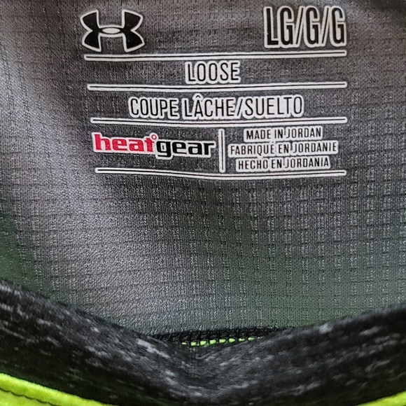 Under Armour Loose Heat Gear - Picture 5 of 5